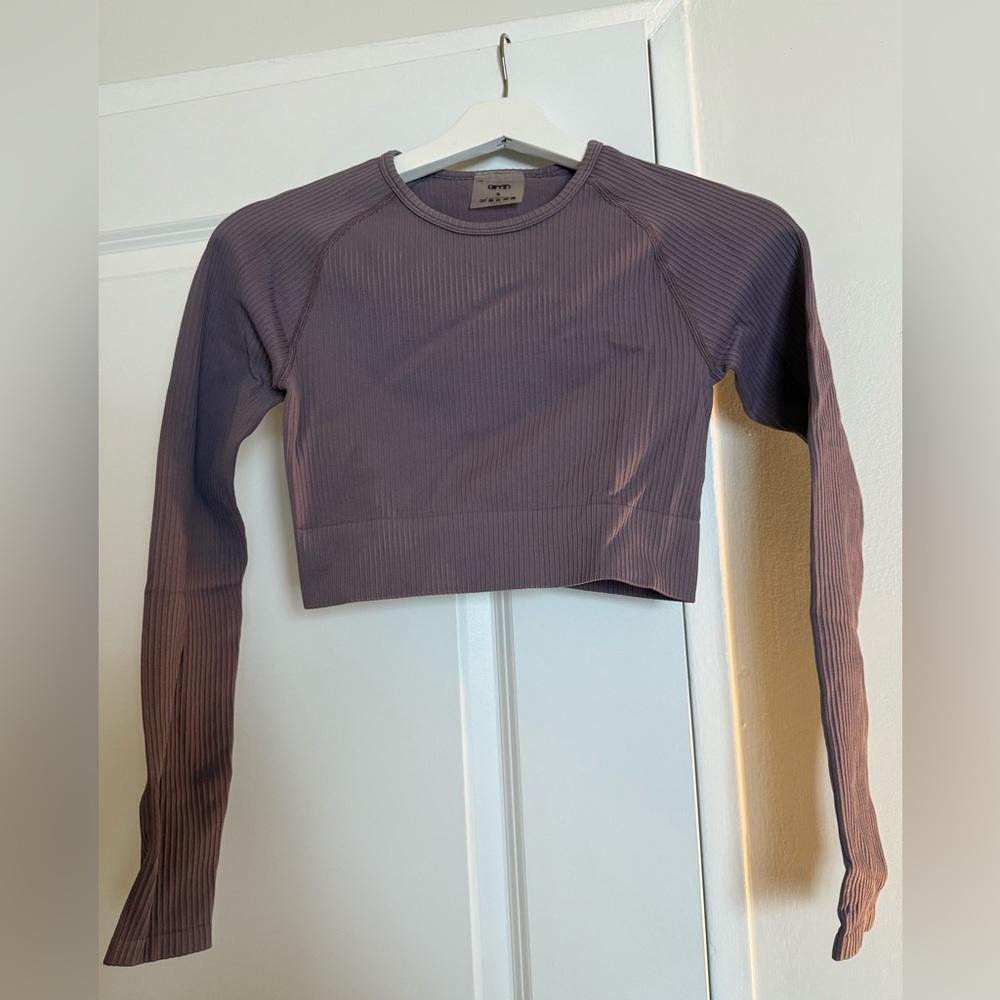 Aim’n workout set, cropped long sleeve and shorts, ribbed